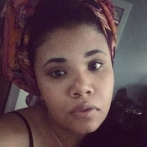 Meet your Posher, Ella